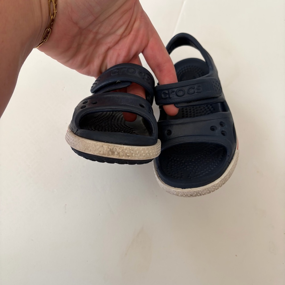 CROCS Kids Dark Blue Sandals toddler 7 - Picture 2 of 6